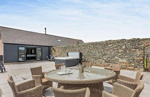 4 Bed in Llanfechell 90258 - Photo 2