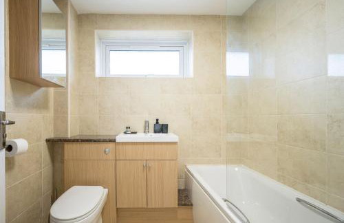 21 Chapel Road, Wrentham - Photo 2