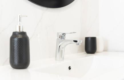 Stylish 3 BDR Retreat with Pool by LovelyStay - Foto 19