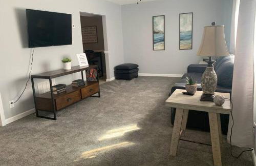 Spacious Four Bedroom Attached Home in Springboro- Unit 1 - Foto 5