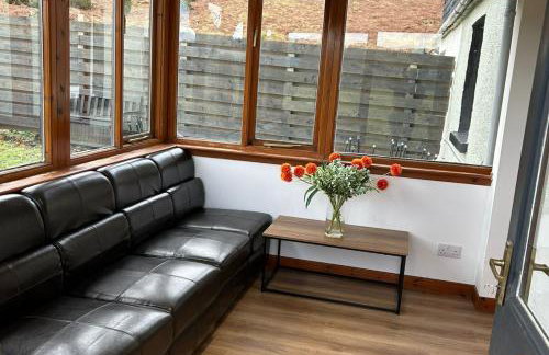 Hot tub - Garden - Bbq - Parking - Pets - Sleeps 6 - Foto 9