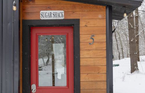 Maple Sugar Shack Tiny House with hot tub & river by Stowe - Foto 8