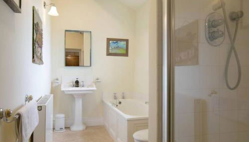 Higher Scarcliffe at Broughton Sanctuary - Foto 2