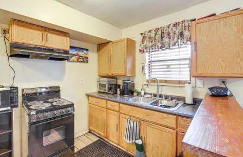 17 Mi to Dtwn Memphis Townhome with Fenced Yard! - Foto 8