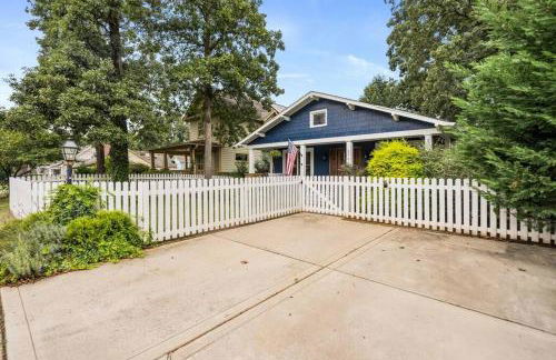 Single Story Fully Fenced Pet Friendly Bungalow in the Arts District - Foto 13