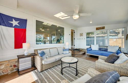 Modern, Spacious! Lake Buchanan Retreat with Hot Tub - Foto 31