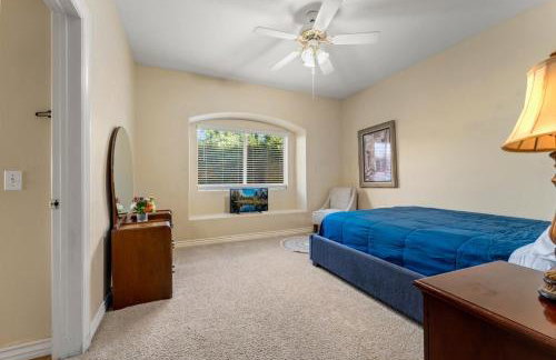 Lakeside Mansion Waterfront 34 beds Boat ramp - Foto 62