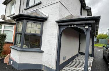 Cheerful 2 bed house on Causeway Coastal Route with parking - Foto 11