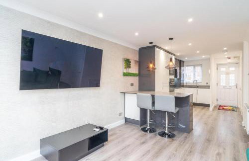 2 bedroom house with parking in Borehamwood - Foto 23