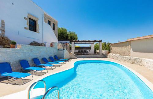 Penthe Manor House, Rustic Secret Retreat, By ThinkVilla - Photo 6