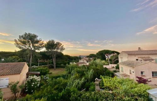 SM077 Sainte Maxime La Nartelle-Soleil d'or jusqu'à 4 pers - Foto 14