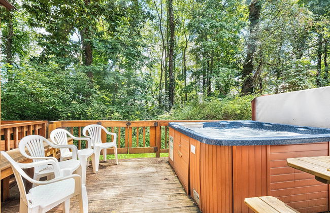 Villages of Wisp 13 Lakeview Court by Taylor Made Deep Creek - Photo 2