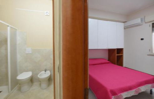 Nice Apartment In Palmi With Wifi - Foto 11
