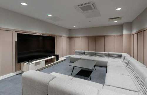 Bright & Spacious Mid-Level Studio at Briggate Studios Leeds City Centre - Photo 14