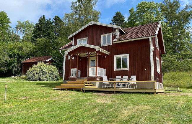 8 Person Holiday Home in Anneby - Foto 1