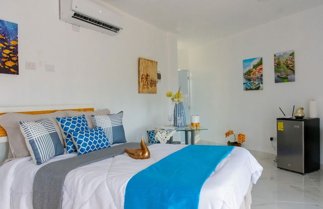 ROYAL TERRACE KING IV - Photo 3