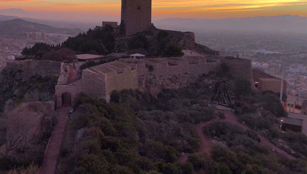 Entrada al Castillo de Lorca - Foto 3, Vistas de Lorca desde el Castillo al atardecer