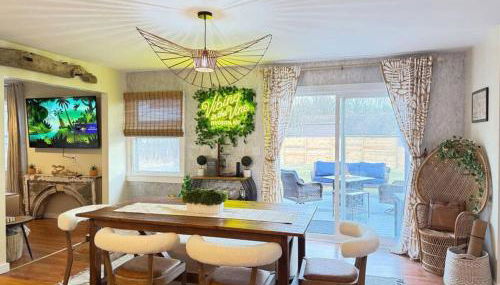 Vibing Hudson Retreat Pet-Friendly w Hot Tub - Foto 5