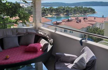 Villa Mira Trogir - Photo 23