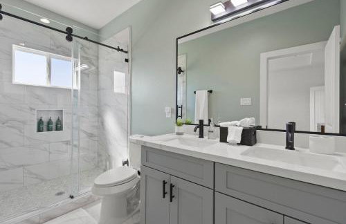 Houston Home - 4 Bedrooms, 5 Beds, Hot Tub, Games - Foto 21