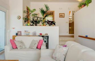 Rustic Villa Florice with a pool - Photo 24