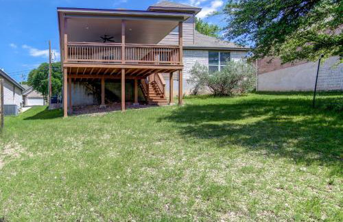 Spacious 3BR Retreat Close to Downtown & Outlets - Foto 10