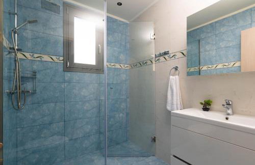 Tsatos Luxury Residence - Photo 40