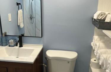 The Carriage House - Photo 8