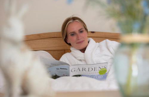 Luxury Silver Birch Lodge: Hot Tub/BBQ/Fire Pit - Foto 19