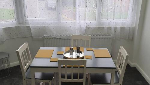 Exquisite and Modern 2 bed Maisonette - Foto 5