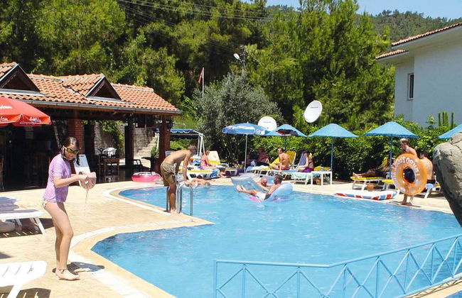 Celik Apartments - Photo 1