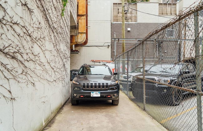 Safe Spacious Mansion Indowntown - Foto 39