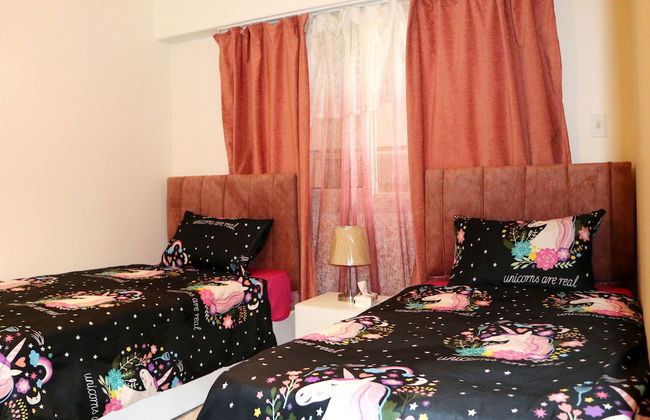 Red Flower in Palm City Compound 1 Hour to the sea - Foto 6