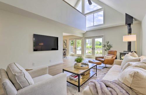 Luxe Wine Country Getaway with Vineyard Views - Foto 3