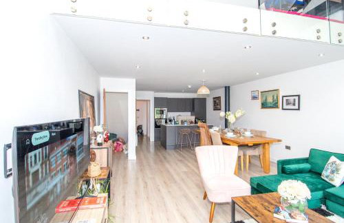 2BR Flat WiFi, Parking Contractors & Families - Foto 80