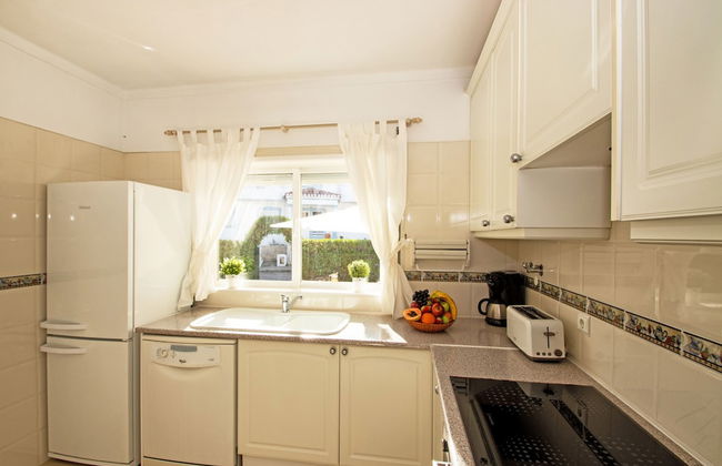 Townhouse Moreton - Photo 46