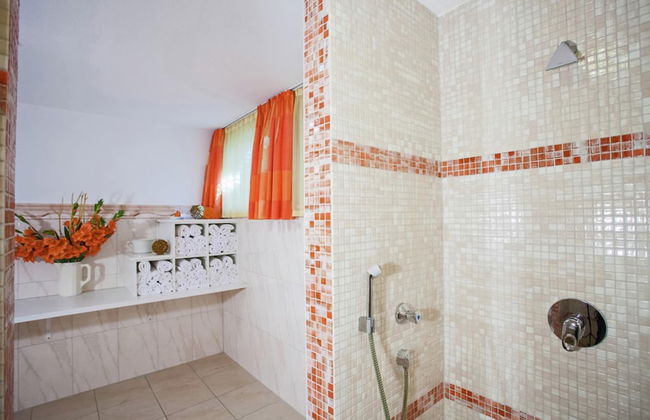 Inviting Holiday Flat With Sauna in Stumm - Foto 19