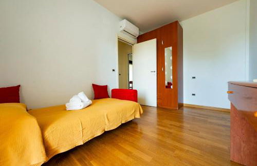 GuestHost - Bright Apartment with Terrace - Photo 20