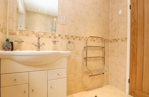 Wellfield Cottage - Photo 25