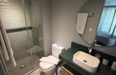 Loft Moderno Manobrista e Equipado - 2 min Shoppings - Foto 16