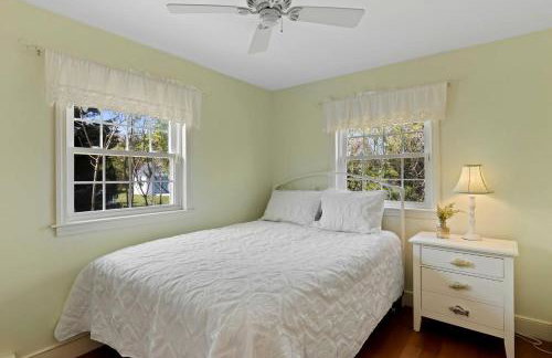 Breathtaking Cape Cod Beachhouse with Private Beach Access Near Sandwich, Massachusetts - Foto 74