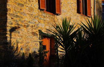 PampiHouse, casa de xisto junto ao rio - Foto 1