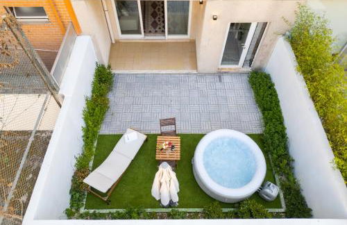 HostWise – Modern Flat w/ Terrace | Near the Beach - Photo 30