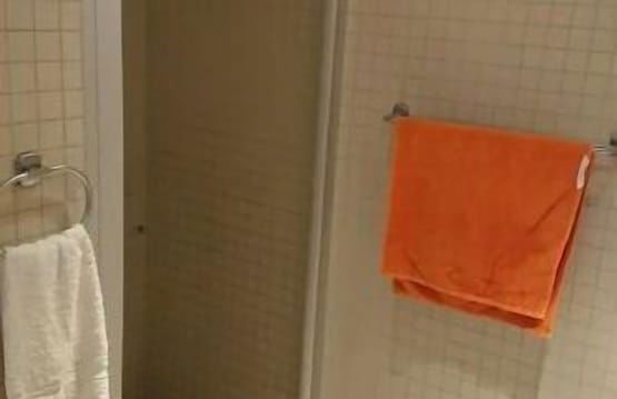 StayPlus Apt in Trendy Area Balcony - Foto 18