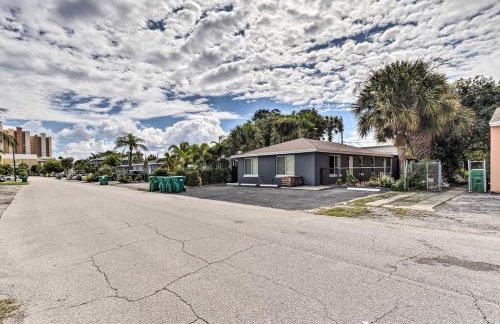 Inviting Apartment Less Than 2 Mi to Riviera Beach! - Foto 26
