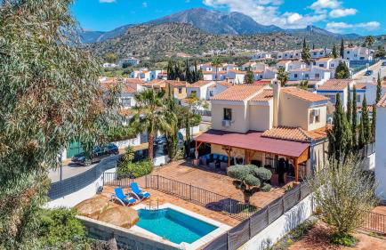 Casa Perez - Photo 1