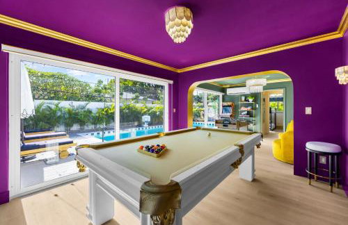 5 Min to Beach - Heated Pool Hot Tub 85 TV's BBQ Games - Foto 1