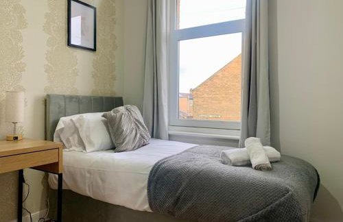 3 BDR Entire Home Sleeps Up to 5 Contractors & Families Long or Short Stay Free WiFi & Parking - Foto 21