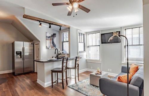 Dauphin District Darling #4 Downtown, Dining - Photo 6