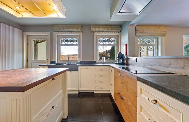 Majestic Villa With Pool and Sauna - Foto 8